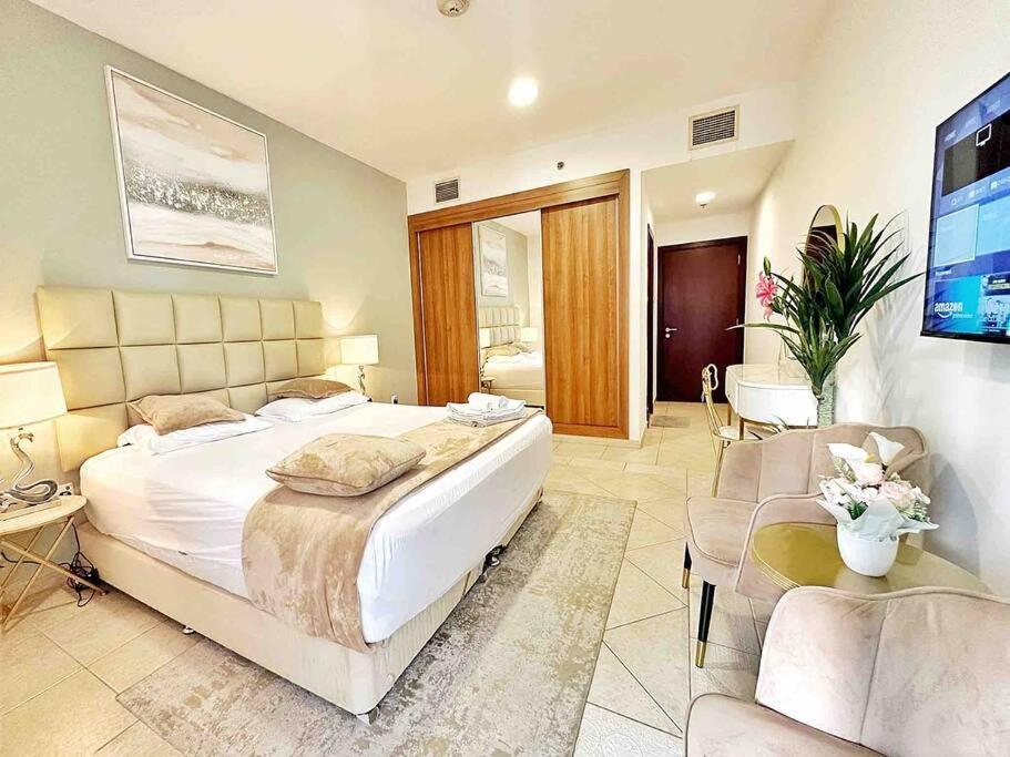 Your Cosy Marina Apartment
